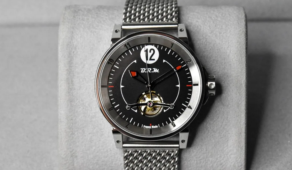B.R.M Chronographes تقدم V6-42-EV