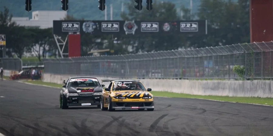 B.R.M Chronographes x Clark International Speedway