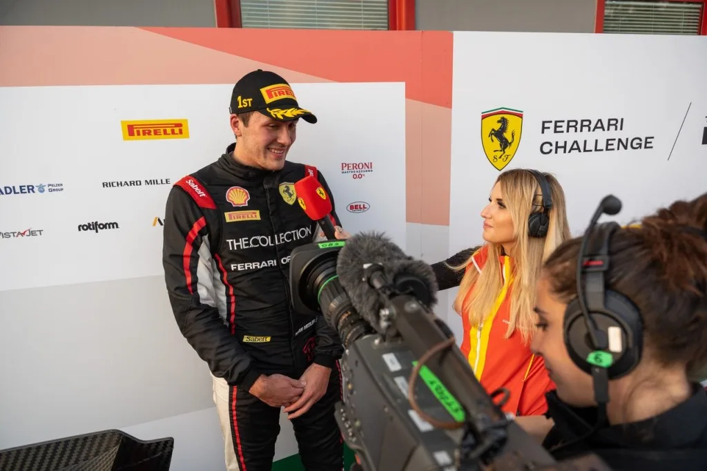 B.R.M CHRONOGRAPHES X FERRARI CHALLENGE CHAMPION DYLAN MEDLER